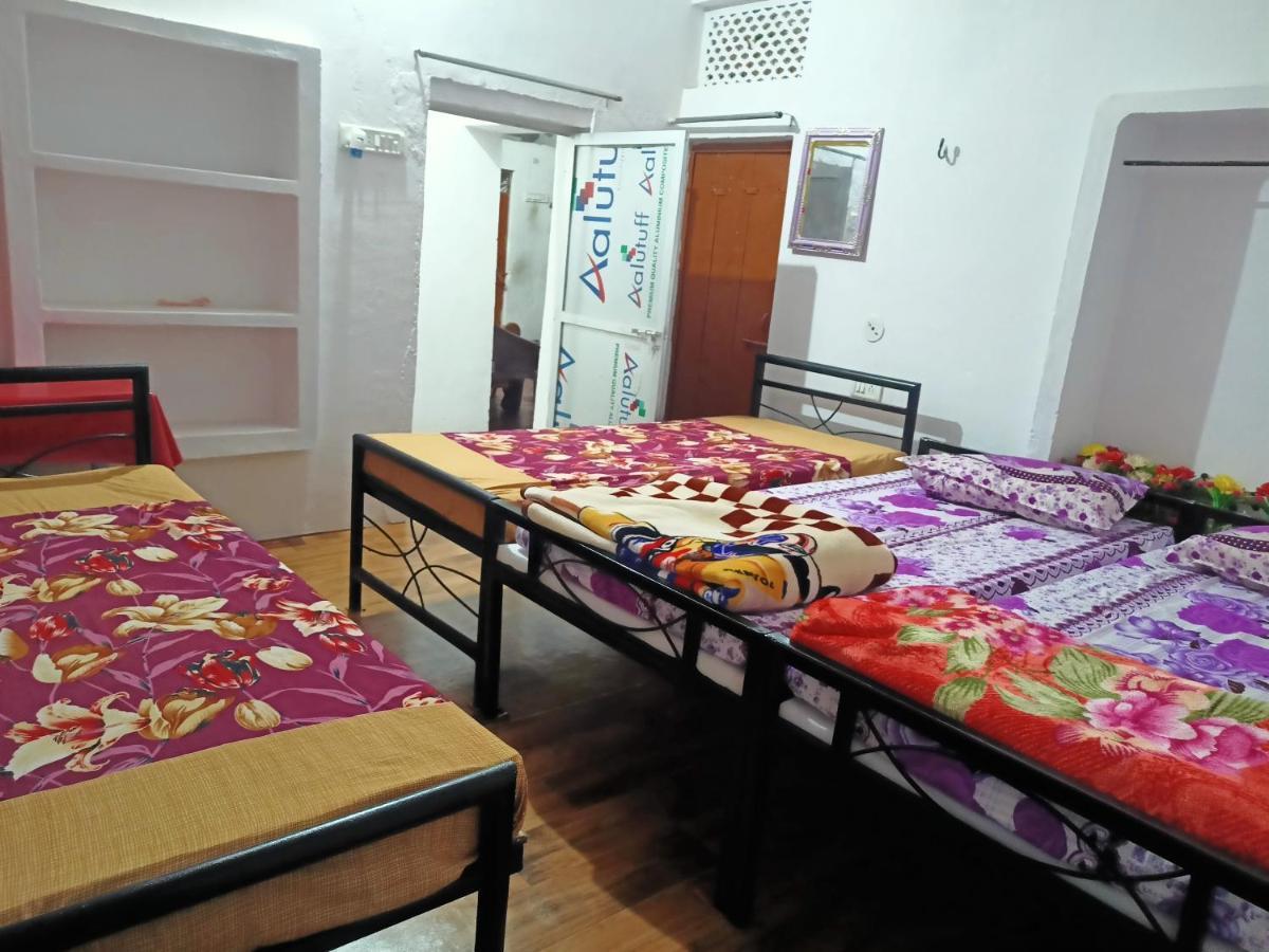 Khajuraho Dreams Homestay Exterior photo